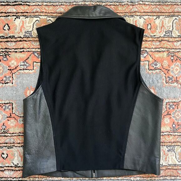 Vintage Siena Studio Leather Zip-Front Cropped Black Sleeveless Vest - Picture 4 of 5